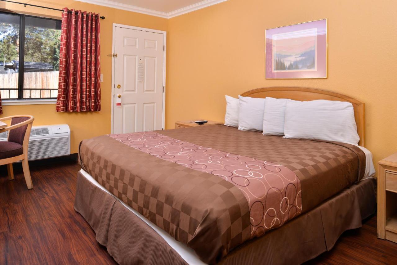 Americas Best Value Inn And Suites Clearlake Exterior photo